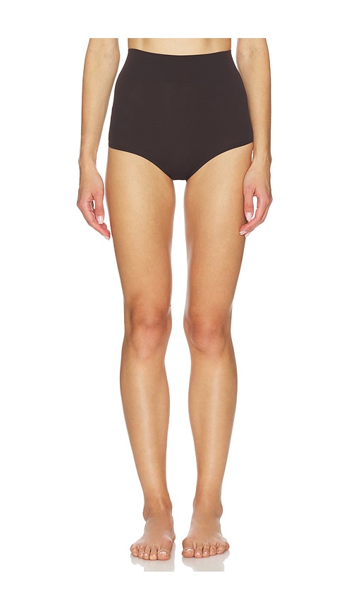 Wolford Seamless Essential Shorts In Brown