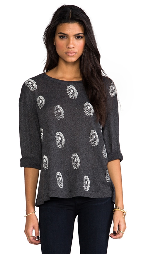 Spiderwebs Rainy Beachhouse Tee