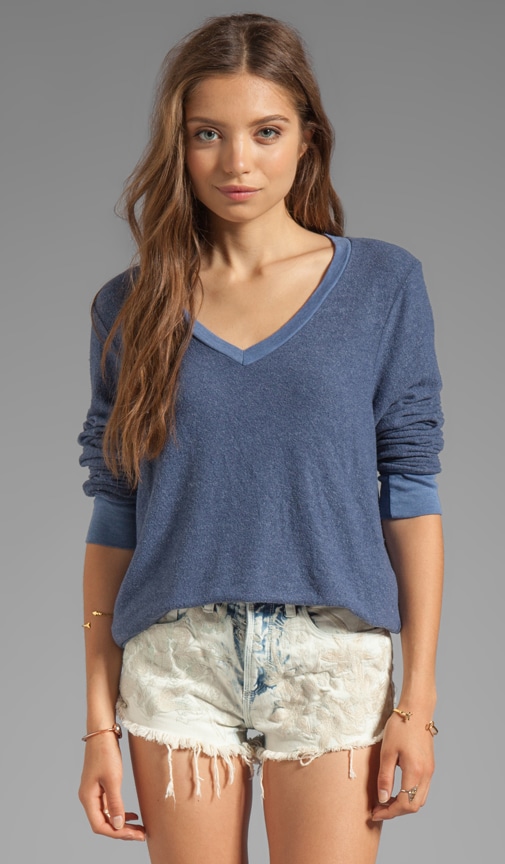 Baggy Beach Long Sleeve V-Neck