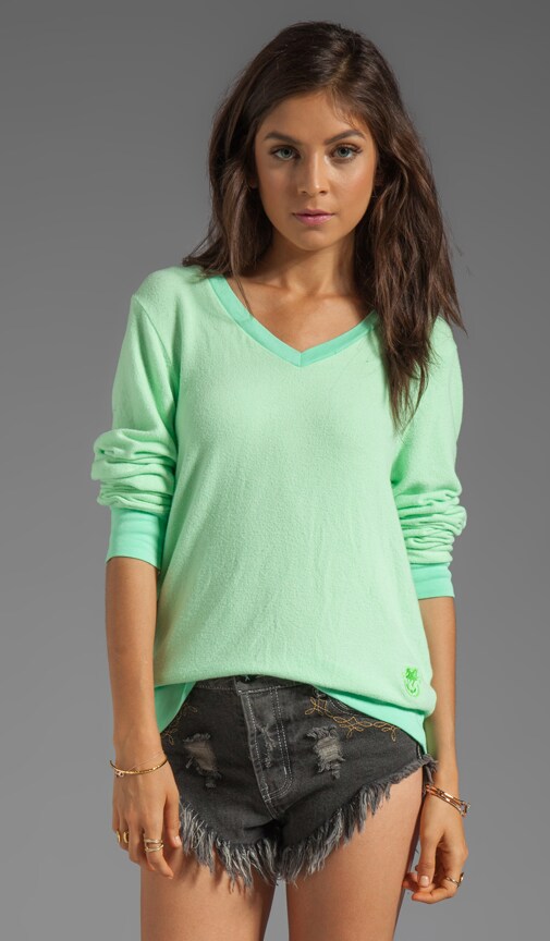 Baggy Beach V-Neck