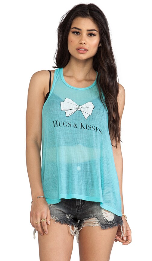 Hugs & Kissed Island Tank