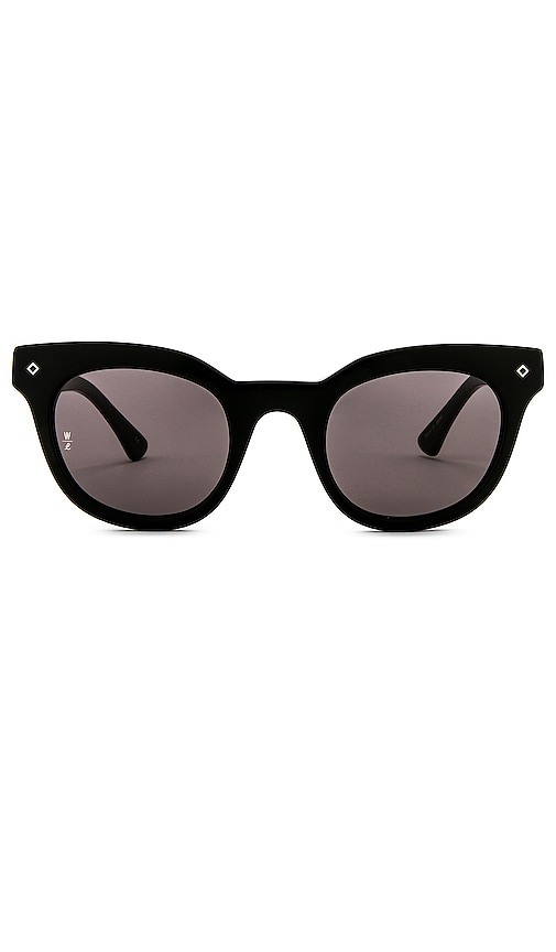 Wonderland Perris Sunglasses In Black