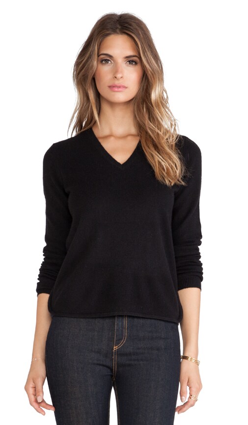 Curve Hem V Neck Sweater