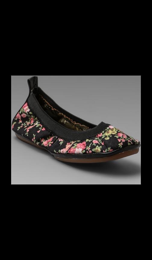 Floral Printed Flat