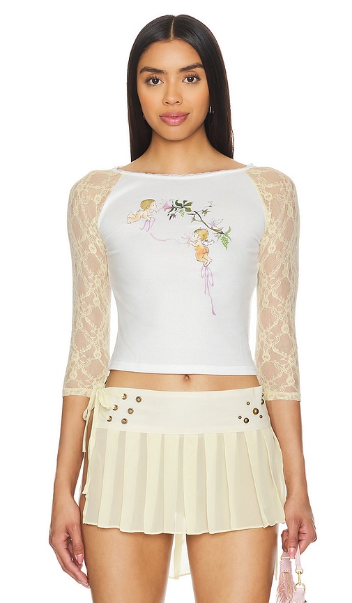 Shop Zemeta Cupid Print Lace Sleeve Top In Ivory