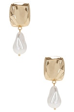 Pearl Drop Earring