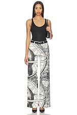 Chic Full Length Jean - thumbnail 8