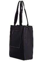 BEIS The North / South Tote in Black | REVOLVE