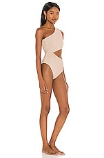 Celine One Piece - thumbnail 10