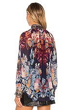 RAGLAN BUTTON UP SHIRT SUMMONED BY A ROSE