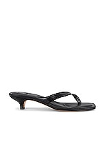 Tasiah Sandal
