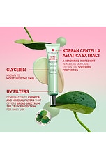 CC Red Correct Green Color Corrector SPF 25 - thumbnail 9