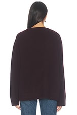 The Cashmere Relaxed V Sweater - thumbnail 6