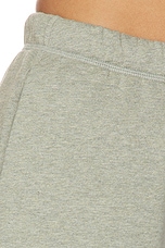 Classic Fit Short - thumbnail 9