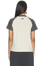 Signature Classic Fit Baseball Tee in Heather Stone & Iron Grey - thumbnail 6