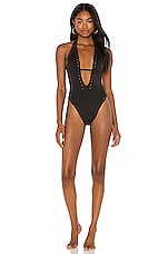 Carrie One Piece
