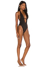 Carrie One Piece - thumbnail 5