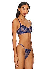 Sofia Bra - thumbnail 5