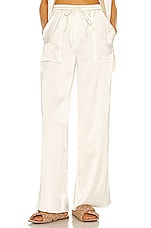 Corrine Pant