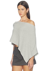 Luminous Poncho - thumbnail 4