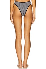 Rae Bottom - thumbnail 5