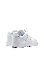 classic leather tabi sneaker