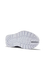 classic leather tabi sneaker