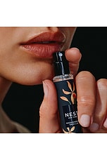 Madagascar Vanilla Eau De Parfum Travel Spray - thumbnail 6