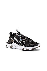 nsw react vision ess sneaker in black & white nike