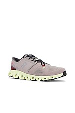On Cloud X 3 in Fog | Hay | REVOLVE