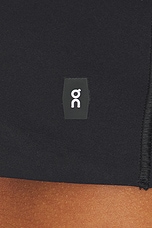 Studio Asymmetric Crop - thumbnail 8