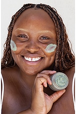 Seaglow Resurfacing Facial Scrub - thumbnail 6