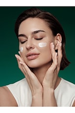 Intensite Volumizing Night Cream - thumbnail 6