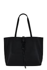Megan Tote