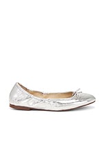 Felicia Flat