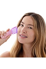LED Stimulating Hair Brush - thumbnail 7