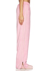 Nayeli Pant - thumbnail 6