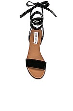 steve madden adrianne sandal