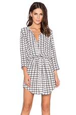 Mini Robe Soft Joie Taille XS – Noir Caviar, Col V, Passepoil Blanc – Occasion Très Bon état