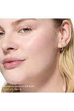 Swipe Serum Concealer - thumbnail 4