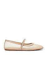 Melany Flat