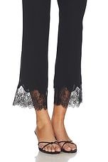 Belinda Capri - thumbnail 9
