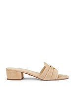 Annette Sandal