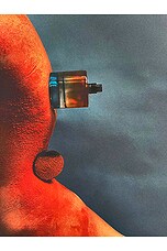 Free 00 Eau De Parfum - thumbnail 7