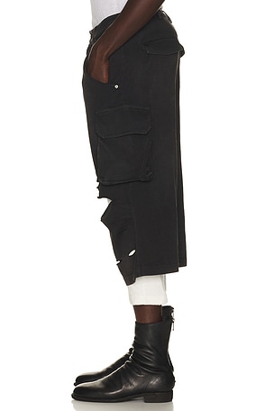 424 Ripped Bermuda Shorts in Black