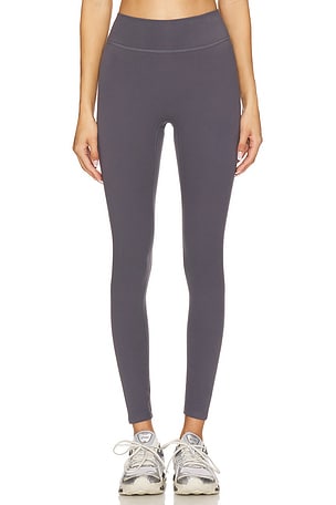 The Essentials Legging 437