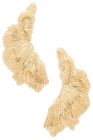 The Dune Stud Earring 8 Other Reasons