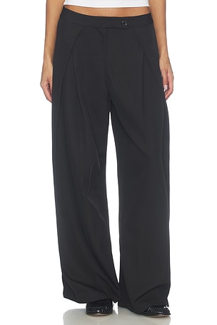 Sennie Pleated Pant ALL THE WAYS