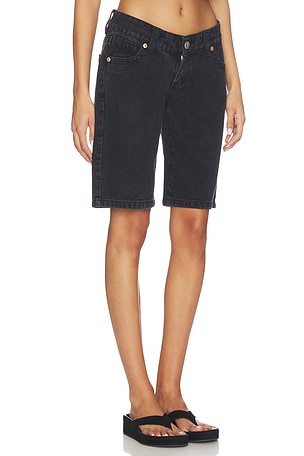 Abrand 00 Short in Black