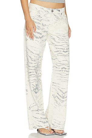 Abrand 99 Baggy Jean in Ivory. Size 24. Also